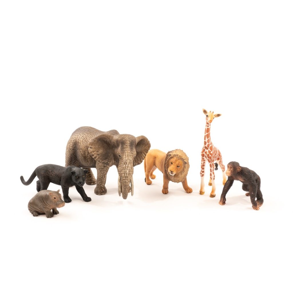 lot de 5 figurines chevaux